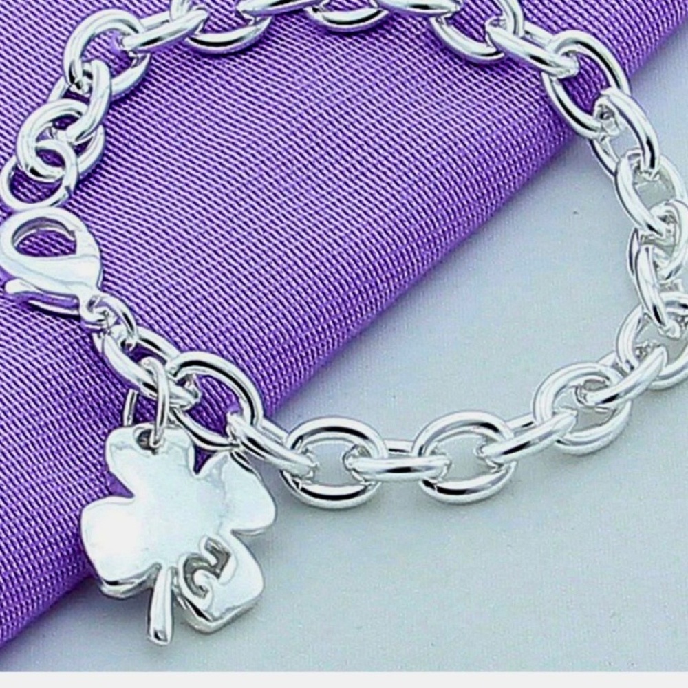 LUCK OF THE IRISH FOUR LEAF CLOVER CHAIN CHARM BRACELET